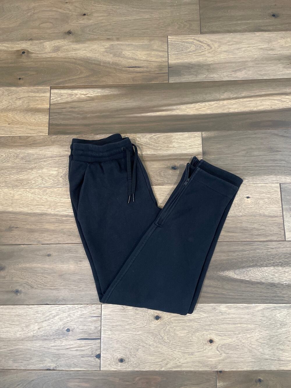 Athleta Sweatpants – Size S – Black – Elastic Waist w/ Functional Drawstring
